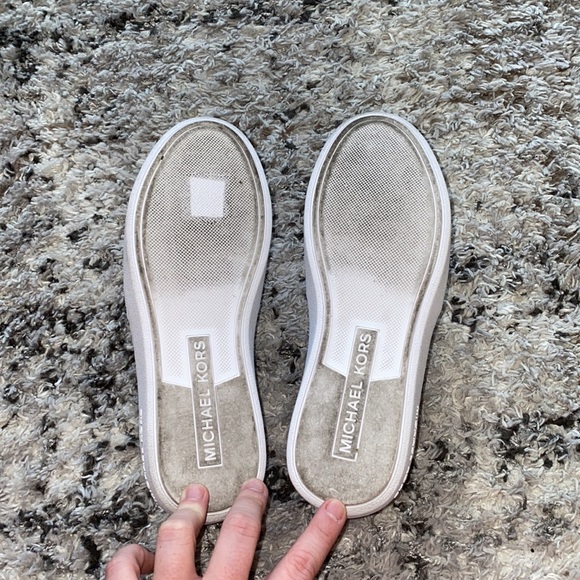 MK Shoes - Picture 5 of 5